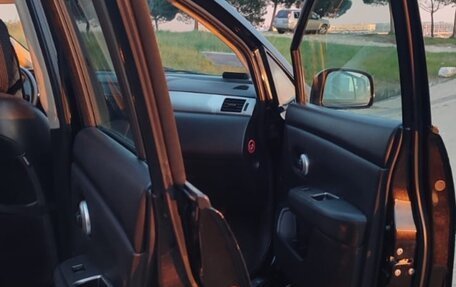 Nissan Tiida, 2011 год, 757 000 рублей, 5 фотография