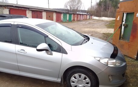 Peugeot 408 I рестайлинг, 2013 год, 630 000 рублей, 3 фотография