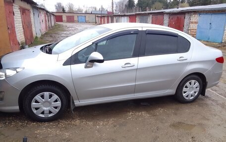 Peugeot 408 I рестайлинг, 2013 год, 630 000 рублей, 4 фотография