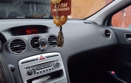 Peugeot 408 I рестайлинг, 2013 год, 630 000 рублей, 6 фотография