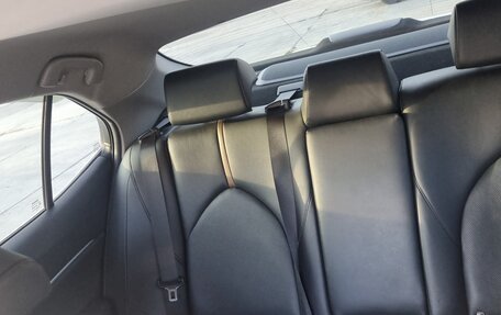 Toyota Camry, 2018 год, 2 740 000 рублей, 4 фотография