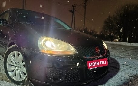 Volkswagen Golf V, 2004 год, 500 000 рублей, 3 фотография