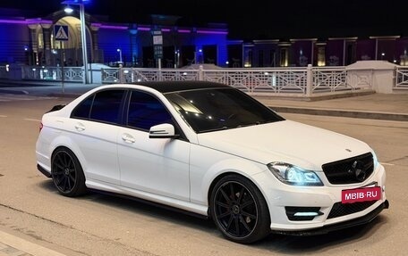 Mercedes-Benz C-Класс, 2012 год, 1 320 000 рублей, 39 фотография