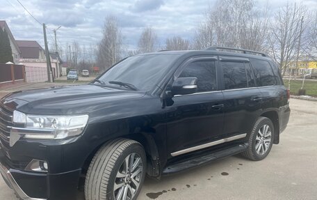 Toyota Land Cruiser 200, 2016 год, 6 100 000 рублей, 1 фотография