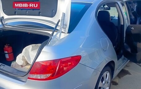 Peugeot 408 I рестайлинг, 2012 год, 900 000 рублей, 12 фотография