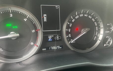 Toyota Land Cruiser 200, 2016 год, 6 100 000 рублей, 16 фотография