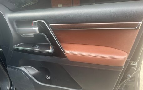 Toyota Land Cruiser 200, 2016 год, 6 100 000 рублей, 22 фотография