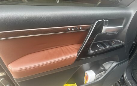 Toyota Land Cruiser 200, 2016 год, 6 100 000 рублей, 15 фотография