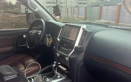 Toyota Land Cruiser 200, 2016 год, 6 100 000 рублей, 21 фотография