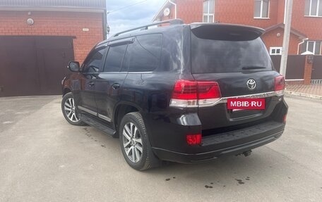 Toyota Land Cruiser 200, 2016 год, 6 100 000 рублей, 28 фотография