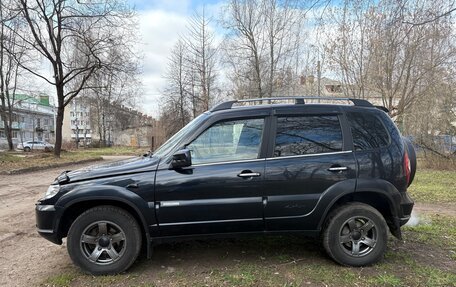 Chevrolet Niva I рестайлинг, 2013 год, 580 000 рублей, 2 фотография