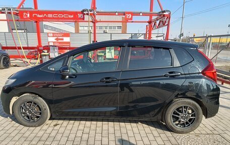 Honda Fit III, 2018 год, 1 330 000 рублей, 6 фотография
