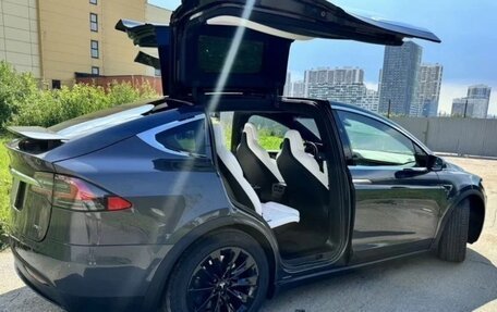 Tesla Model X I, 2018 год, 2 750 000 рублей, 5 фотография