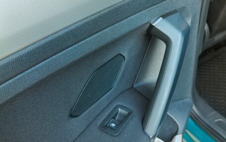 Volkswagen Tiguan II, 2020 год, 2 580 000 рублей, 16 фотография