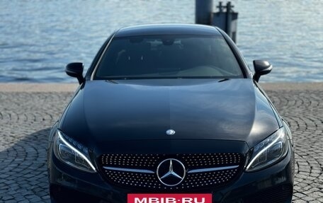 Mercedes-Benz C-Класс, 2017 год, 3 290 000 рублей, 4 фотография