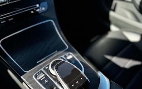 Mercedes-Benz C-Класс, 2017 год, 3 290 000 рублей, 29 фотография