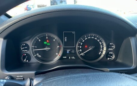 Toyota Land Cruiser 200, 2017 год, 4 950 000 рублей, 14 фотография