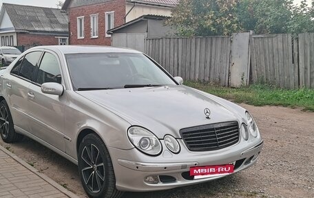 Mercedes-Benz E-Класс, 2003 год, 710 000 рублей, 10 фотография