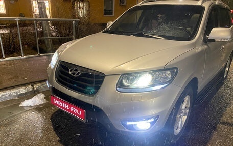 Hyundai Santa Fe III рестайлинг, 2011 год, 1 700 000 рублей, 25 фотография