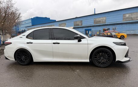 Toyota Camry, 2019 год, 3 200 000 рублей, 8 фотография