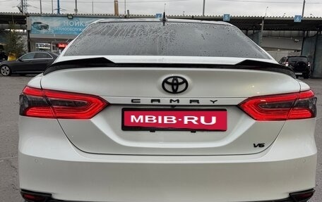 Toyota Camry, 2019 год, 3 200 000 рублей, 2 фотография