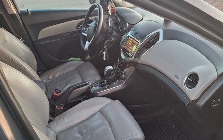 Chevrolet Cruze II, 2013 год, 730 000 рублей, 13 фотография