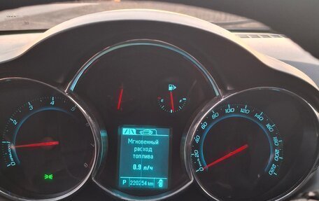 Chevrolet Cruze II, 2013 год, 730 000 рублей, 8 фотография