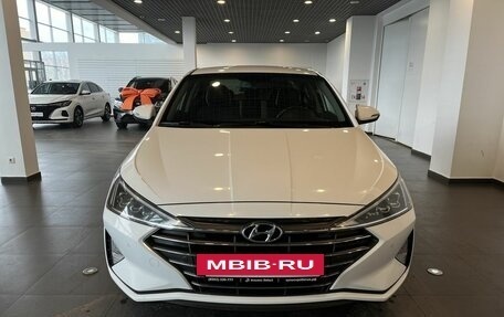 Hyundai Elantra VI рестайлинг, 2019 год, 1 780 000 рублей, 8 фотография