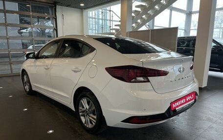 Hyundai Elantra VI рестайлинг, 2019 год, 1 780 000 рублей, 5 фотография