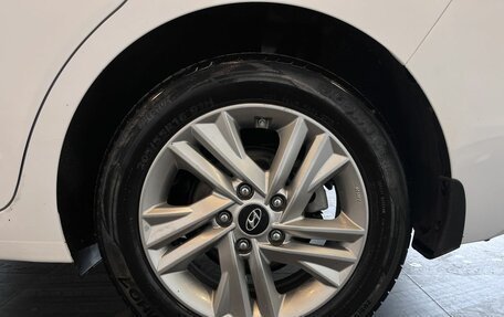 Hyundai Elantra VI рестайлинг, 2019 год, 1 780 000 рублей, 19 фотография