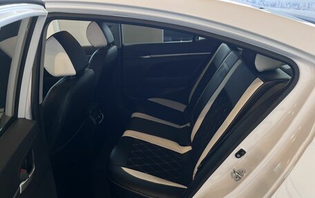 Hyundai Elantra VI рестайлинг, 2019 год, 1 780 000 рублей, 25 фотография