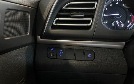 Hyundai Elantra VI рестайлинг, 2019 год, 1 780 000 рублей, 33 фотография