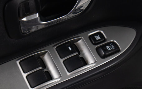 Mitsubishi Pajero IV, 2010 год, 1 859 000 рублей, 13 фотография