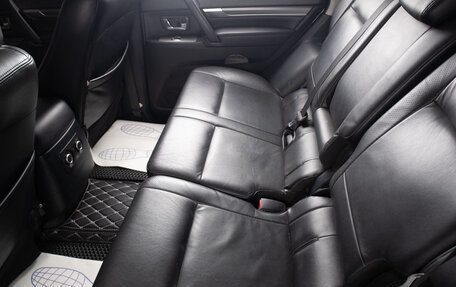 Mitsubishi Pajero IV, 2010 год, 1 859 000 рублей, 17 фотография