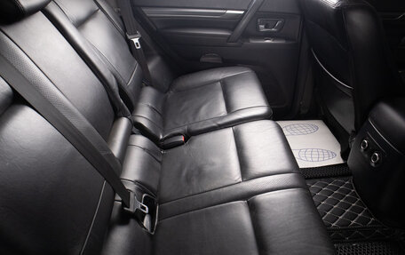 Mitsubishi Pajero IV, 2010 год, 1 859 000 рублей, 16 фотография