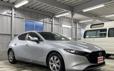 Mazda 3, 2023 год, 1 100 000 рублей, 2 фотография