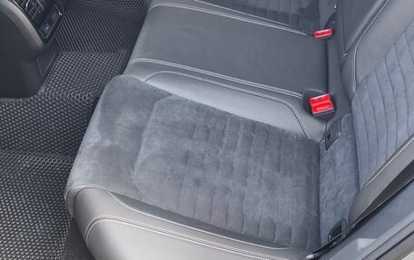 Volkswagen Passat B8 рестайлинг, 2019 год, 2 550 000 рублей, 15 фотография