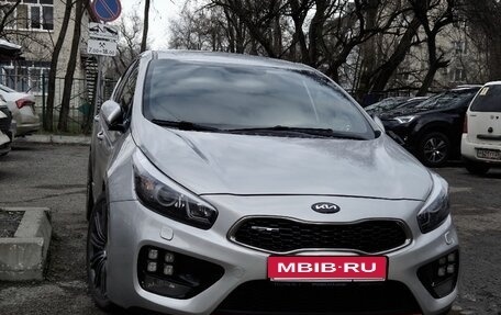 KIA cee'd GT II, 2014 год, 1 350 000 рублей, 2 фотография