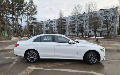 Mercedes-Benz E-Класс, 2021 год, 5 500 000 рублей, 6 фотография