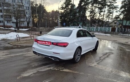 Mercedes-Benz E-Класс, 2021 год, 5 500 000 рублей, 3 фотография