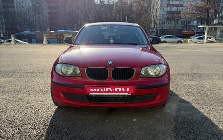BMW 1 серия, 2009 год, 850 000 рублей, 2 фотография