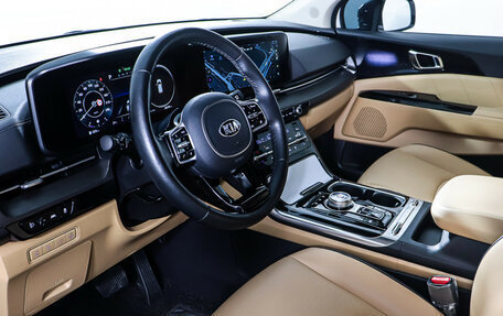 KIA Carnival, 2021 год, 4 199 000 рублей, 18 фотография