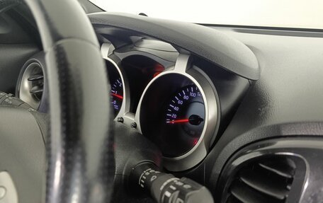 Nissan Juke II, 2011 год, 960 000 рублей, 11 фотография