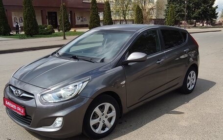 Hyundai Solaris II рестайлинг, 2014 год, 980 000 рублей, 1 фотография