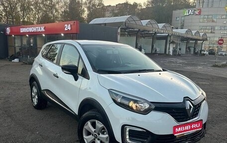 Renault Kaptur I рестайлинг, 2018 год, 1 050 000 рублей, 1 фотография