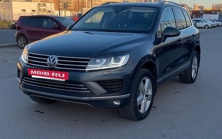 Volkswagen Touareg III, 2015 год, 2 750 000 рублей, 2 фотография