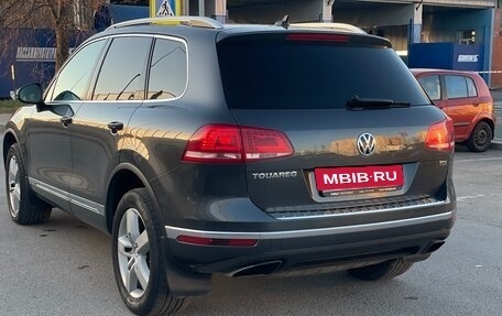 Volkswagen Touareg III, 2015 год, 2 750 000 рублей, 7 фотография