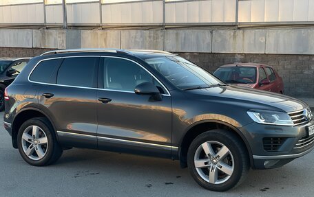 Volkswagen Touareg III, 2015 год, 2 750 000 рублей, 10 фотография