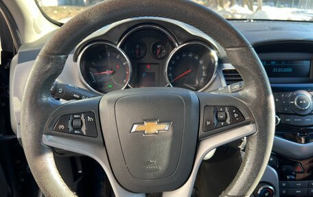 Chevrolet Cruze II, 2010 год, 550 000 рублей, 11 фотография