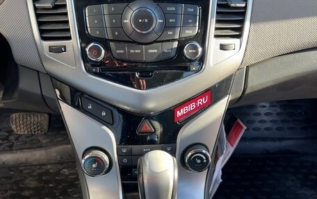 Chevrolet Cruze II, 2010 год, 550 000 рублей, 10 фотография